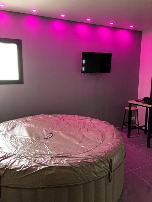 Spa Le Love Saint-Germain-lès-Corbeil Extérieur photo