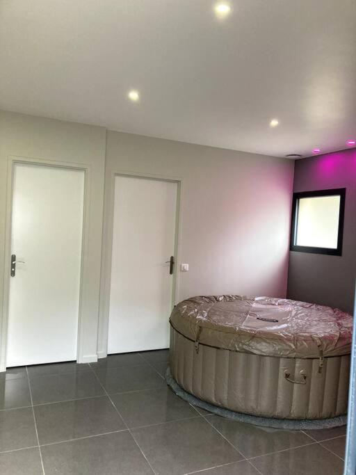 Spa Le Love Saint-Germain-lès-Corbeil Extérieur photo
